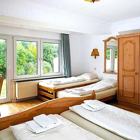 Hotel Haus Am Walde 3*